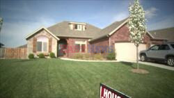 Homebuyers Take Advantage of Easing Mortgage Rates