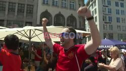 Spain and France fans set the mood in Munich before Euro semi-final - AFP