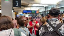 Attacks on the TGV network: images of passengers waiting in Montparnasse - AFP