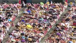 Pope Francis holds open-air mass at Singapore's Sports Hub National Stadium - AFP