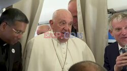 Pope Francis thanks journalists aboard papal plane heading to Luxembourg - AFP