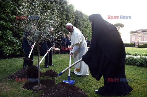 Spotkanie papieża Franciszka z Szimonem Peresem i Mahmudem Abbasem