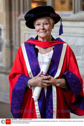 Judi Dench otrzymała doktorat honoris causa Uniwersytetu Winchester