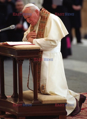 JOHN PAUL II - AP