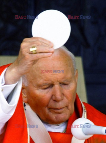 JOHN PAUL II - AP