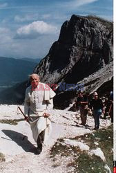 ITALY: POPE JOHN PAUL II WALKING IN THE   MOUNTAINS