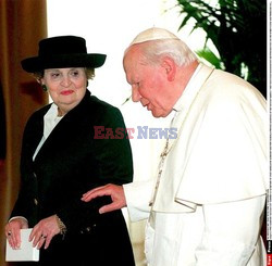 POPE ALBRIGHT: VATICAN CITY 7MAR98-US SECRETARY OF STATE MADELAINE ALBRIGHT AND POPE