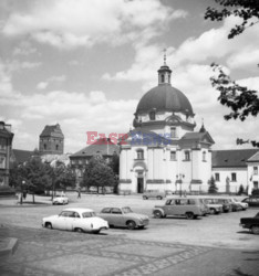 Warszawa wczoraj i dziś