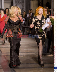 Pamela Anderson prezentuje kreacje Vivienne Westwood