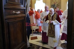 Benedict XVI announces his resignation