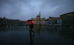 Benedict XVI announces his resignation