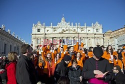 Pożegnanie Benedykta XVI na Placu Św. Piotra