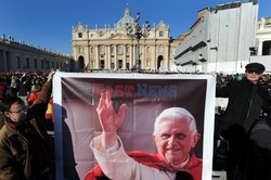 Pożegnanie Benedykta XVI na Placu Św. Piotra