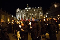 Pożegnanie Benedykta XVI na Placu Św. Piotra