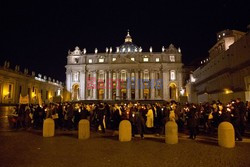 Pożegnanie Benedykta XVI na Placu Św. Piotra