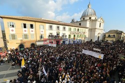 Pożegnanie Papieża Benedykta w Castel Gandolfo