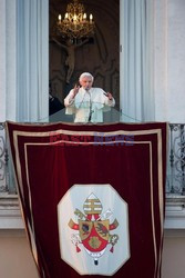 Pożegnanie Papieża Benedykta w Castel Gandolfo