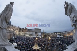 Drugi dzień konklawe w Watykanie