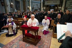 Pope Francis leads his first Angelus prayer 