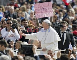 Papież Franciszek podczas audiencji na Placu św. Piotra