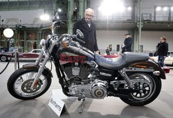 Harley-Davidson Dyna Super Glide, donated to Pope Francis 