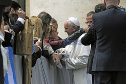 Papież Franciszek - audiencja generalna na placu świętego Piotra