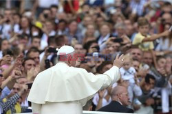 Papież Franciszek z wizytą w Tiranie