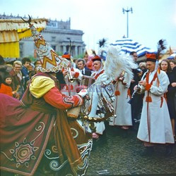 Warszawa wczoraj i dziś