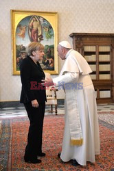 Papież Franciszek przyjął na audiencji  Angelę Merkel 