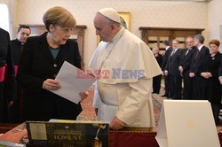 Papież Franciszek przyjął na audiencji  Angelę Merkel 