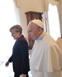 Papież Franciszek przyjął na audiencji  Angelę Merkel 