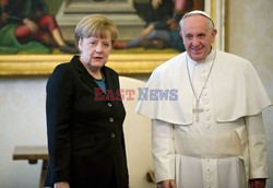 Papież Franciszek przyjął na audiencji  Angelę Merkel 