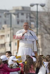 Papież Franciszek z wizytą w Pompejach i Neapolu