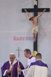 Papież Franciszek z wizytą w Pompejach i Neapolu