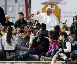 Papież Franciszek z wizytą w Pompejach i Neapolu