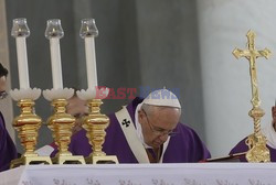 Papież Franciszek z wizytą w Pompejach i Neapolu