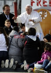 Papież Franciszek z wizytą w Pompejach i Neapolu