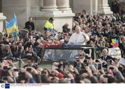 Papież Franciszek z wizytą w Pompejach i Neapolu