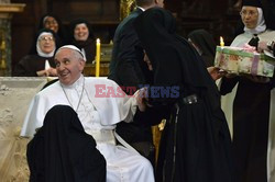 Papież Franciszek z wizytą w Pompejach i Neapolu