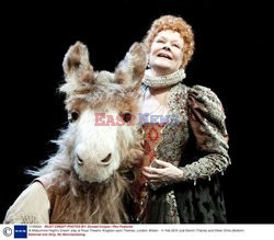 Judi Dench w sztuce A Midsummer Night's Dream