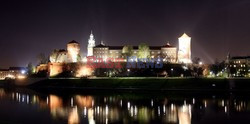 Wawel nocą