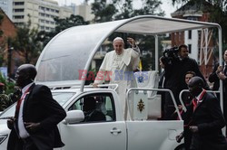 Papież Franciszek pielgrzymuje do Afryki