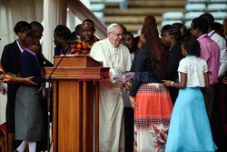 Papież Franciszek pielgrzymuje do Afryki