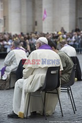 Papież Franciszek spowiada mlodzież