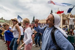 ŚDM 2016 - przyjazd wiernych  do Krakowa