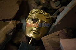 Wyrób masek BAFTA - AFP