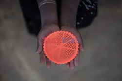 Zabawki dzieci z obozu Cox's Bazar - AFP