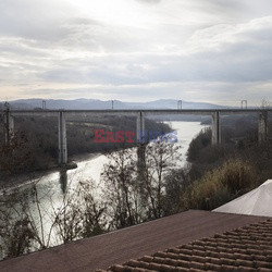 Stowarzyszenie Rondine - Szkoła liderów pokoju  - Luz Photo