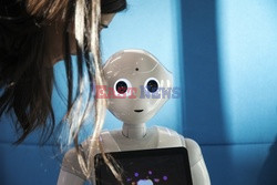 Robot Pepper  - Luz Photo