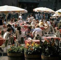 Warszawa wczoraj i dziś